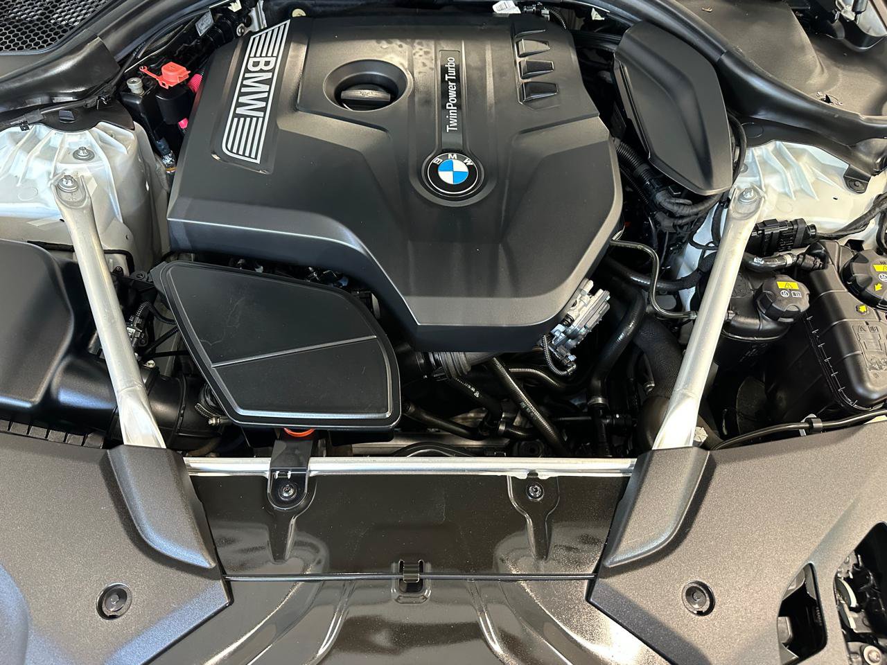 Used 2019 BMW 530i w/ Convenience Package RWD image 50