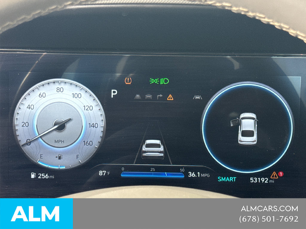 Used 2025 Hyundai Elantra SEL FWD image 29