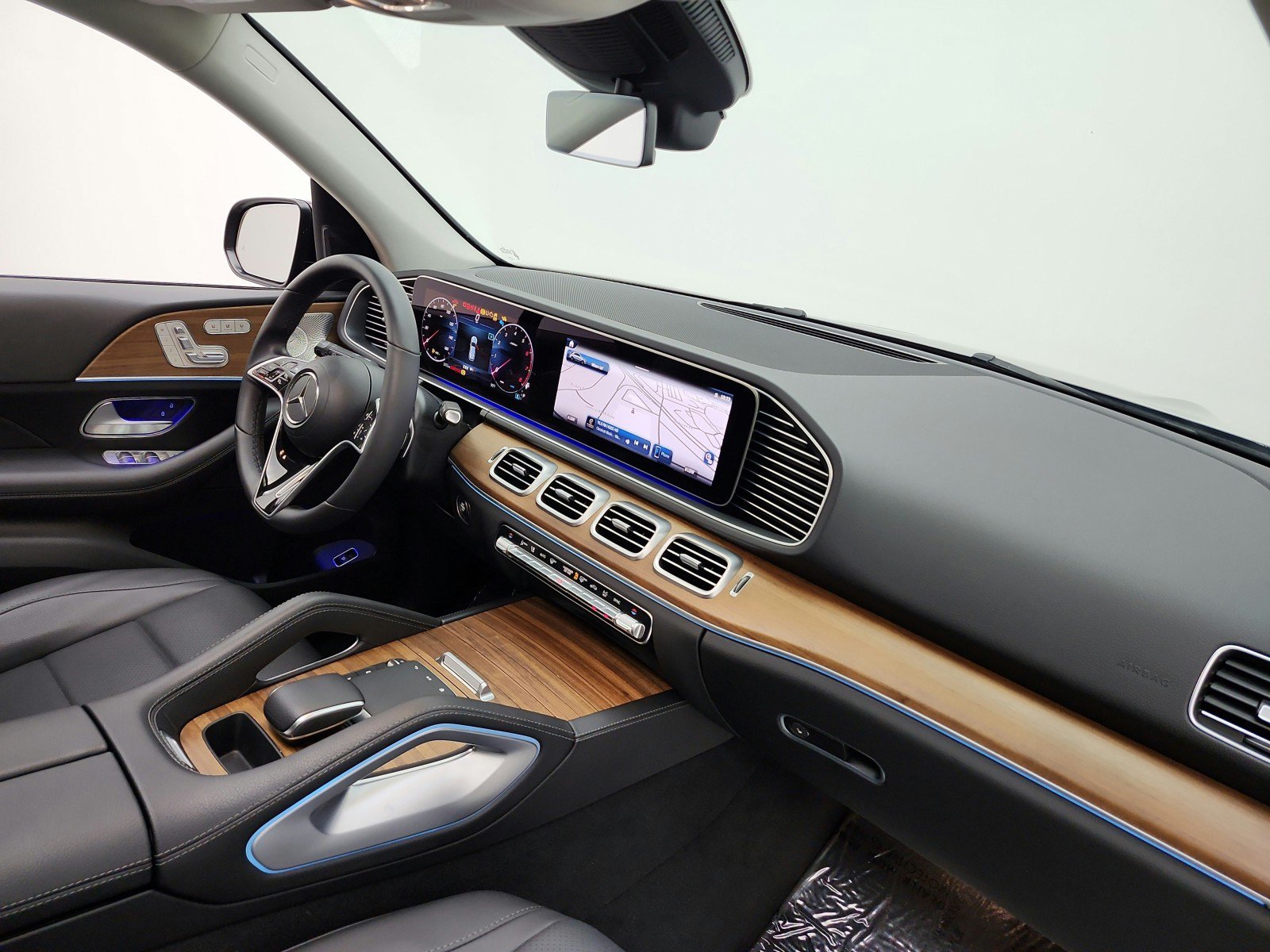 Certified 2024 Mercedes-Benz GLE 450 4MATIC image 19