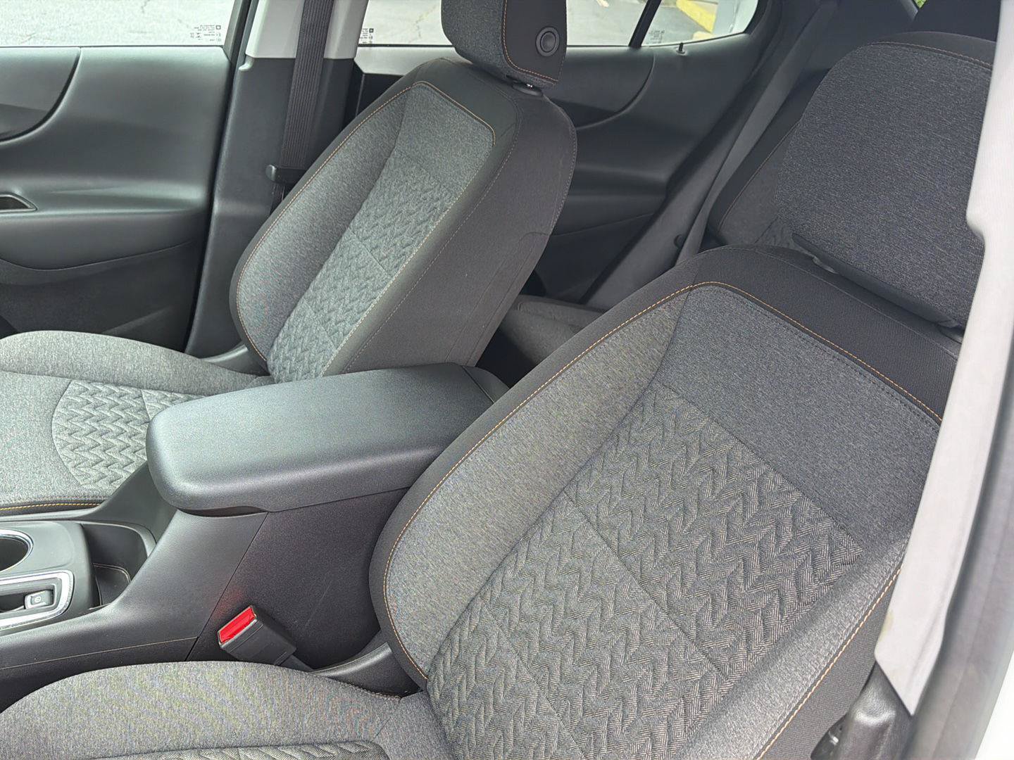 Used 2023 Chevrolet Equinox LT FWD image 28