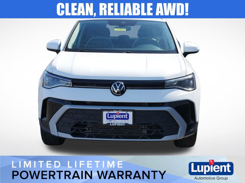 Used 2025 Volkswagen Taos SE image 10