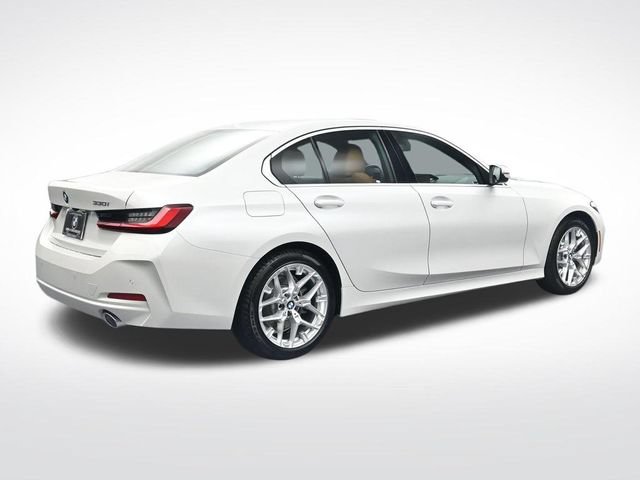 New 2026 BMW 330i Sedan w/ Premium Package RWD image 4