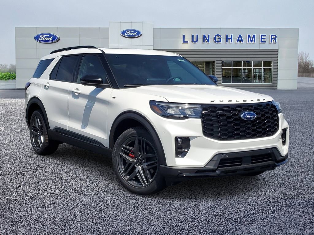 New 2026 Ford Explorer ST-Line w/ ST-Line Street Pack AWD/4WD image 1