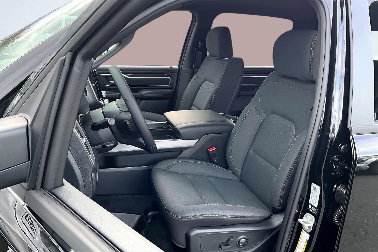 New 2026 RAM 1500 Big Horn AWD/4WD image 11