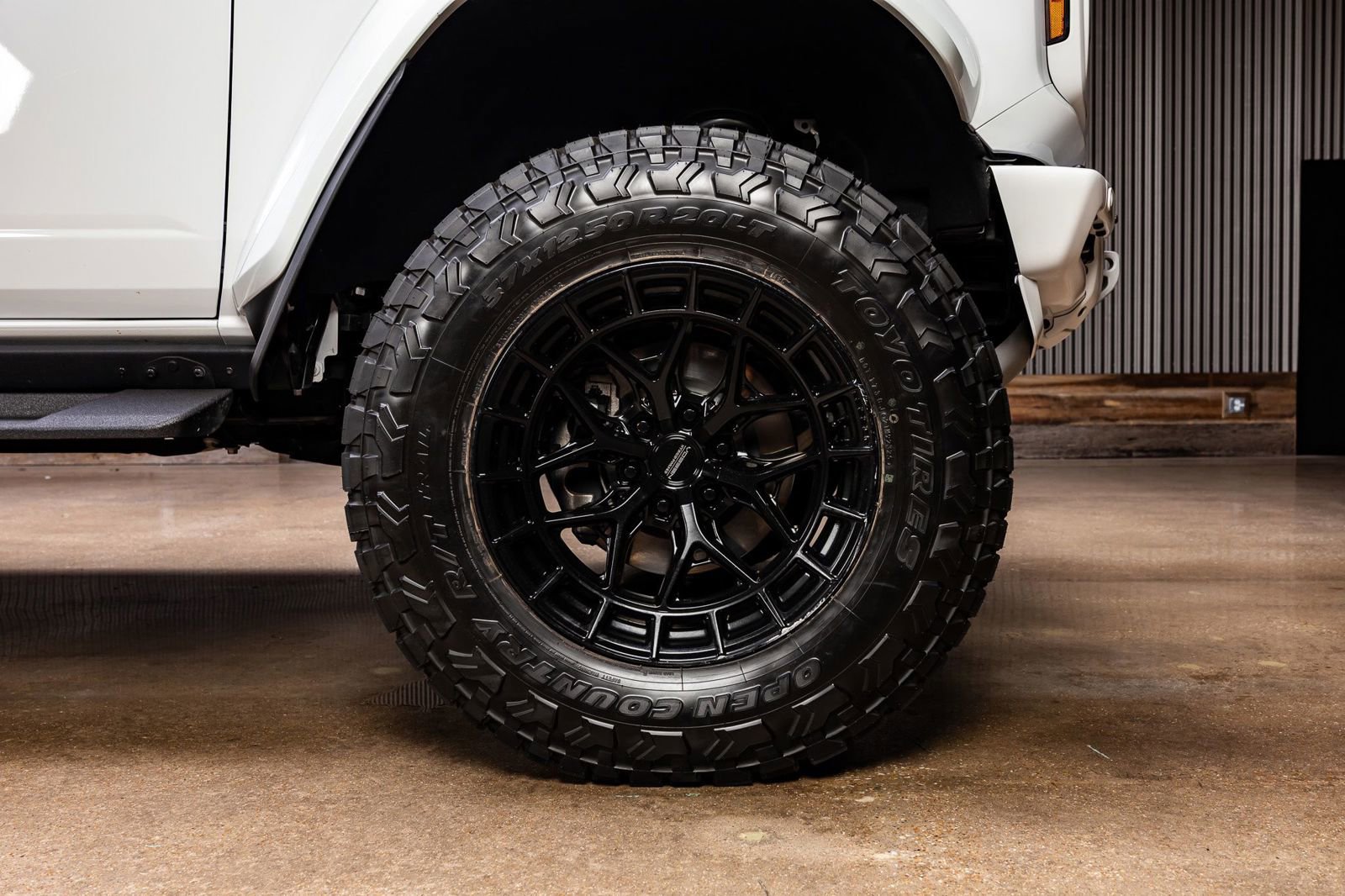 Used 2024 Ford Bronco Raptor image 12