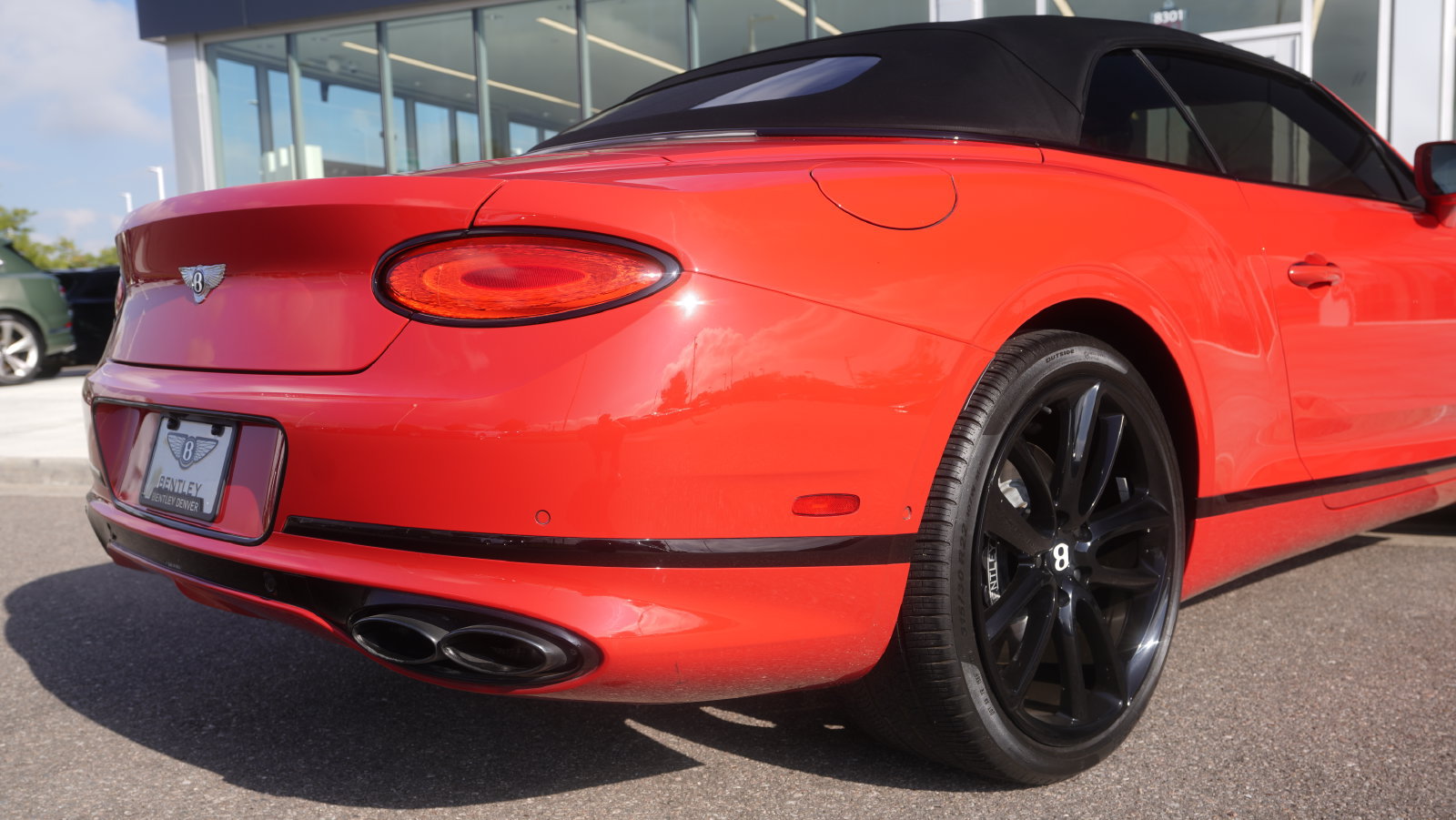 Used 2022 Bentley Continental GT AWD/4WD image 16