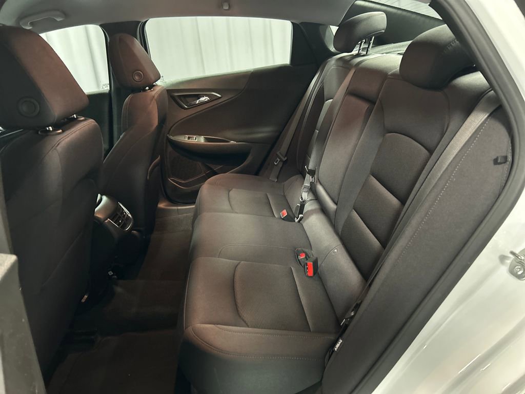 Used 2024 Chevrolet Malibu LT w/ Sport Edition FWD image 23