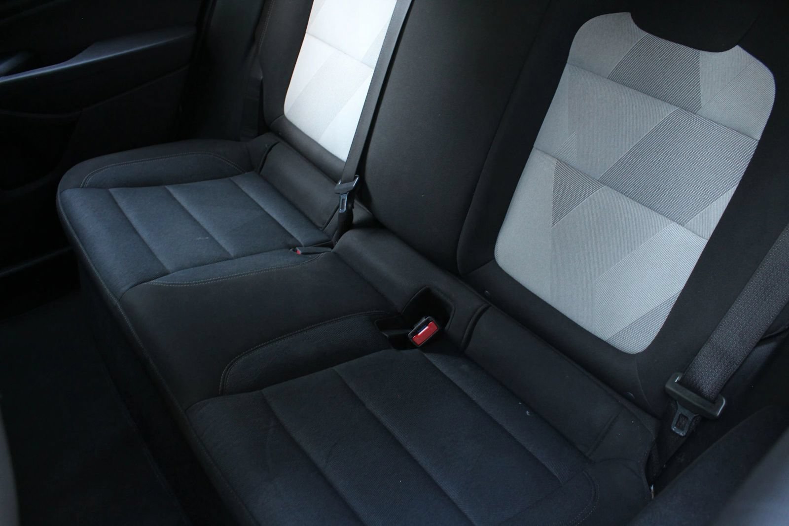 Used 2024 Chevrolet Trax RS FWD image 19