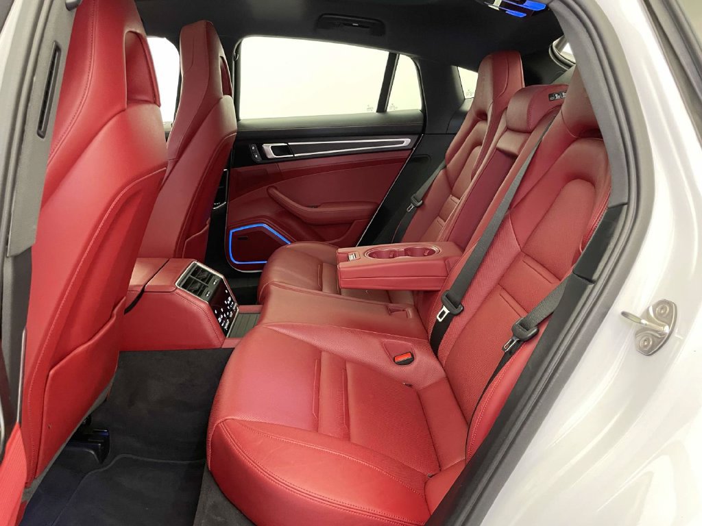 Certified 2023 Porsche Panamera 4 Platinum Edition AWD/4WD image 19
