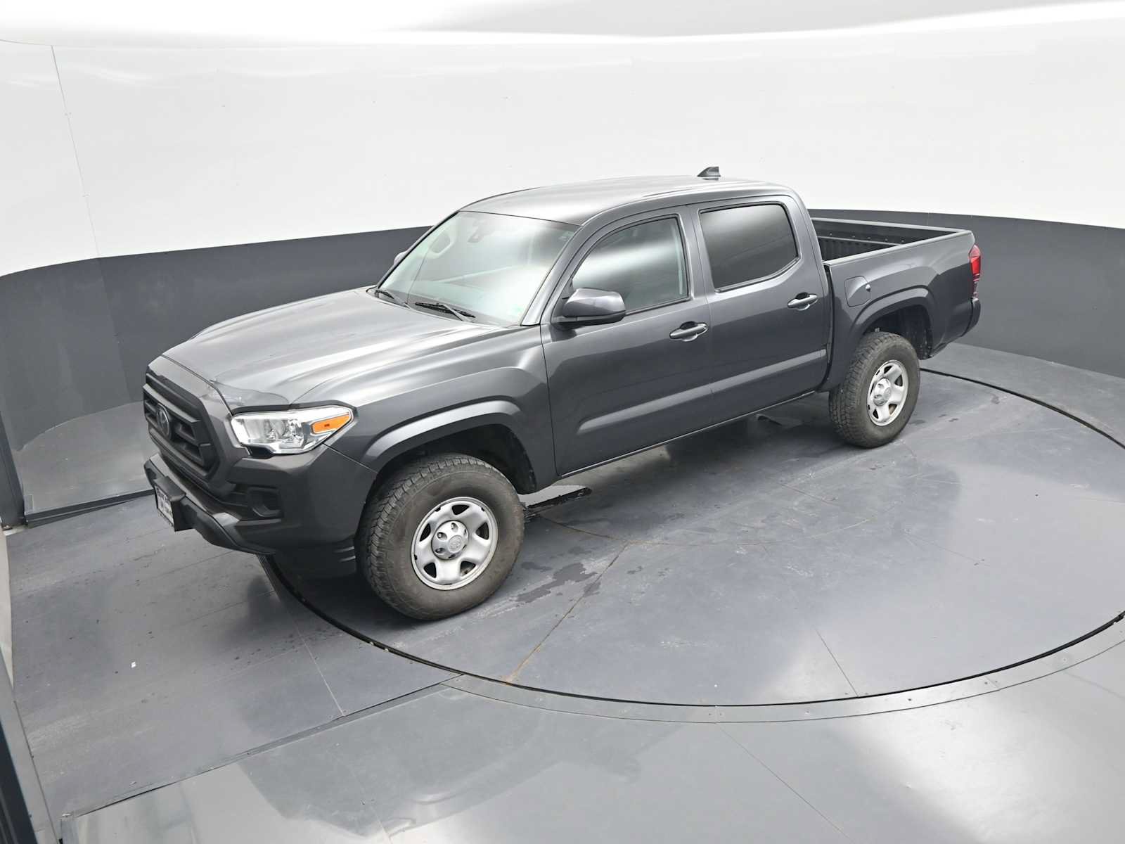 Used 2022 Toyota Tacoma SR AWD/4WD image 45