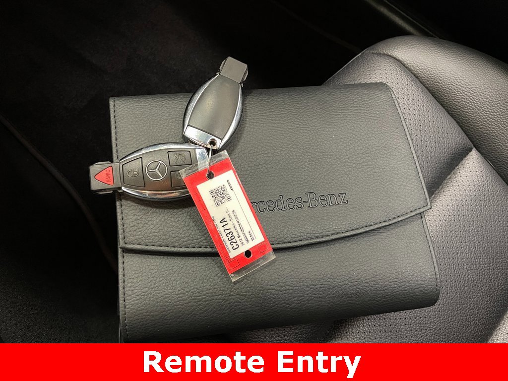 Used 2012 Mercedes-Benz C 300 4MATIC Sedan image 5