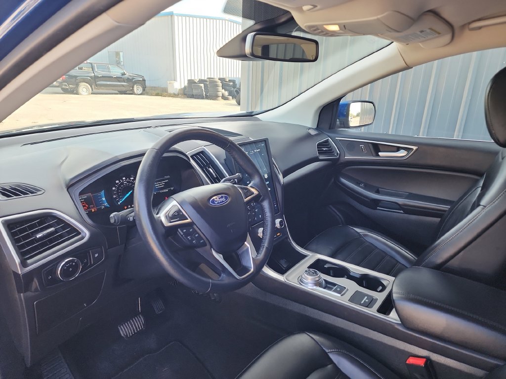 Used 2024 Ford Edge SEL AWD/4WD image 15