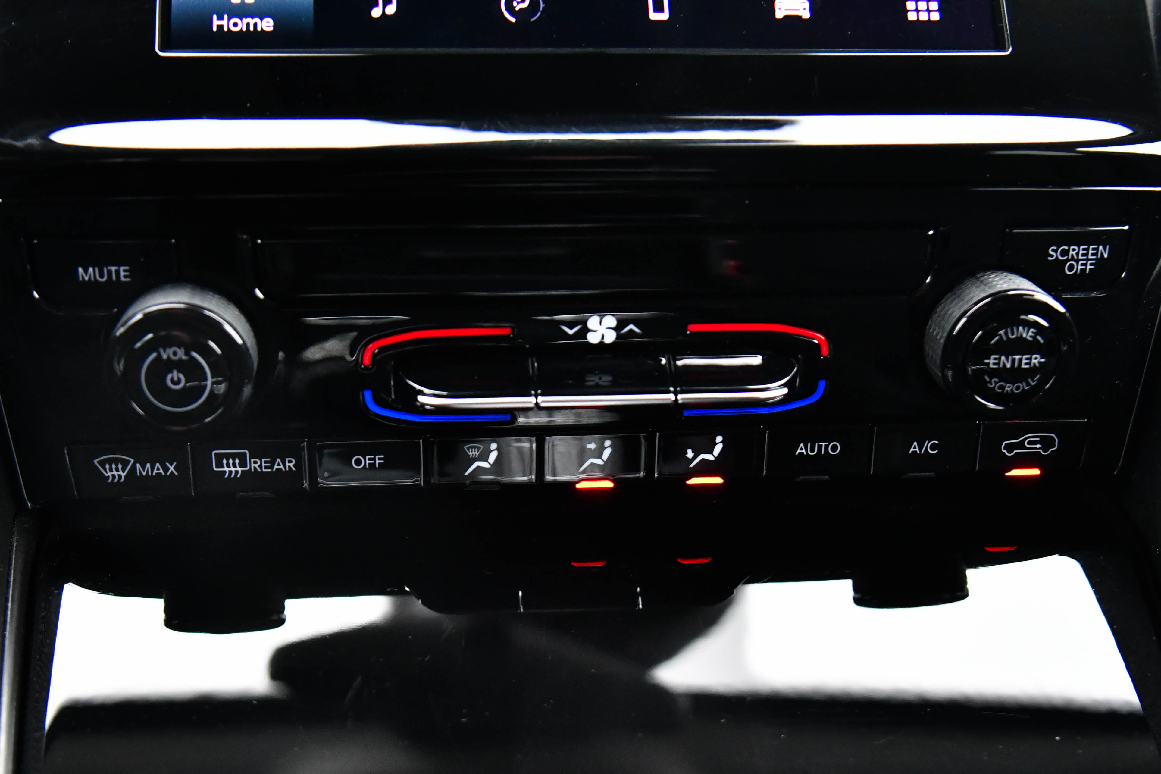 Used 2023 Jeep Grand Cherokee L Laredo image 25