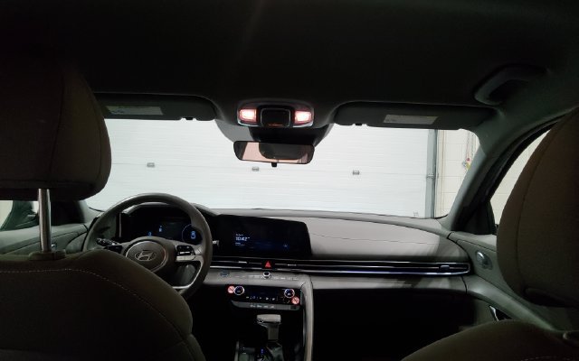 Used 2024 Hyundai Elantra SEL FWD image 21