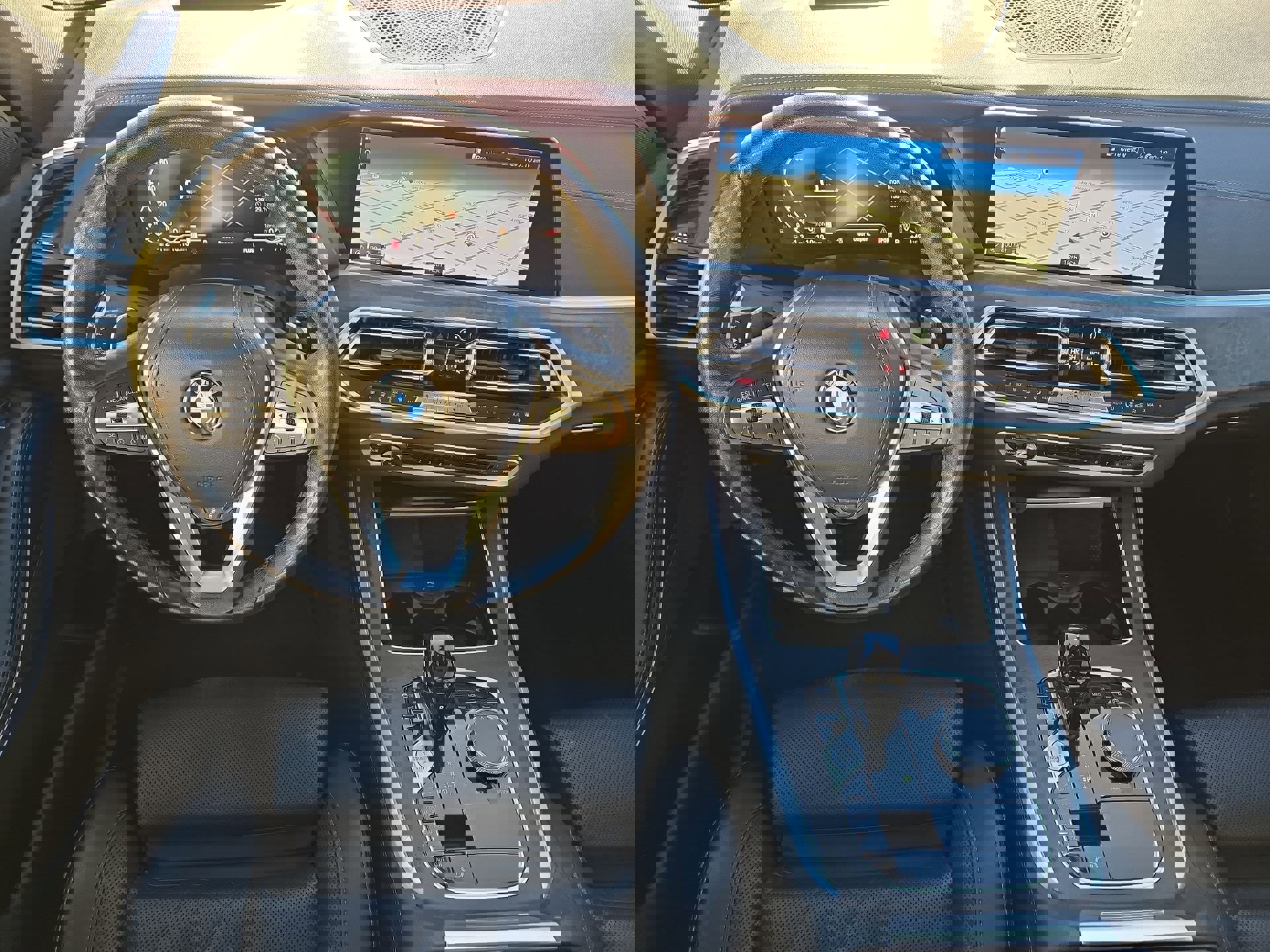 Used 2023 BMW X5 xDrive40i w/ Premium Package image 14