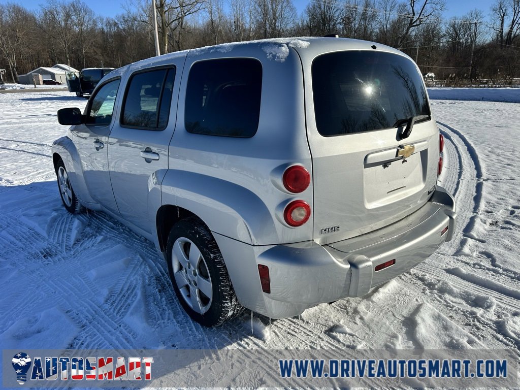 Used 2009 Chevrolet HHR LS image 5