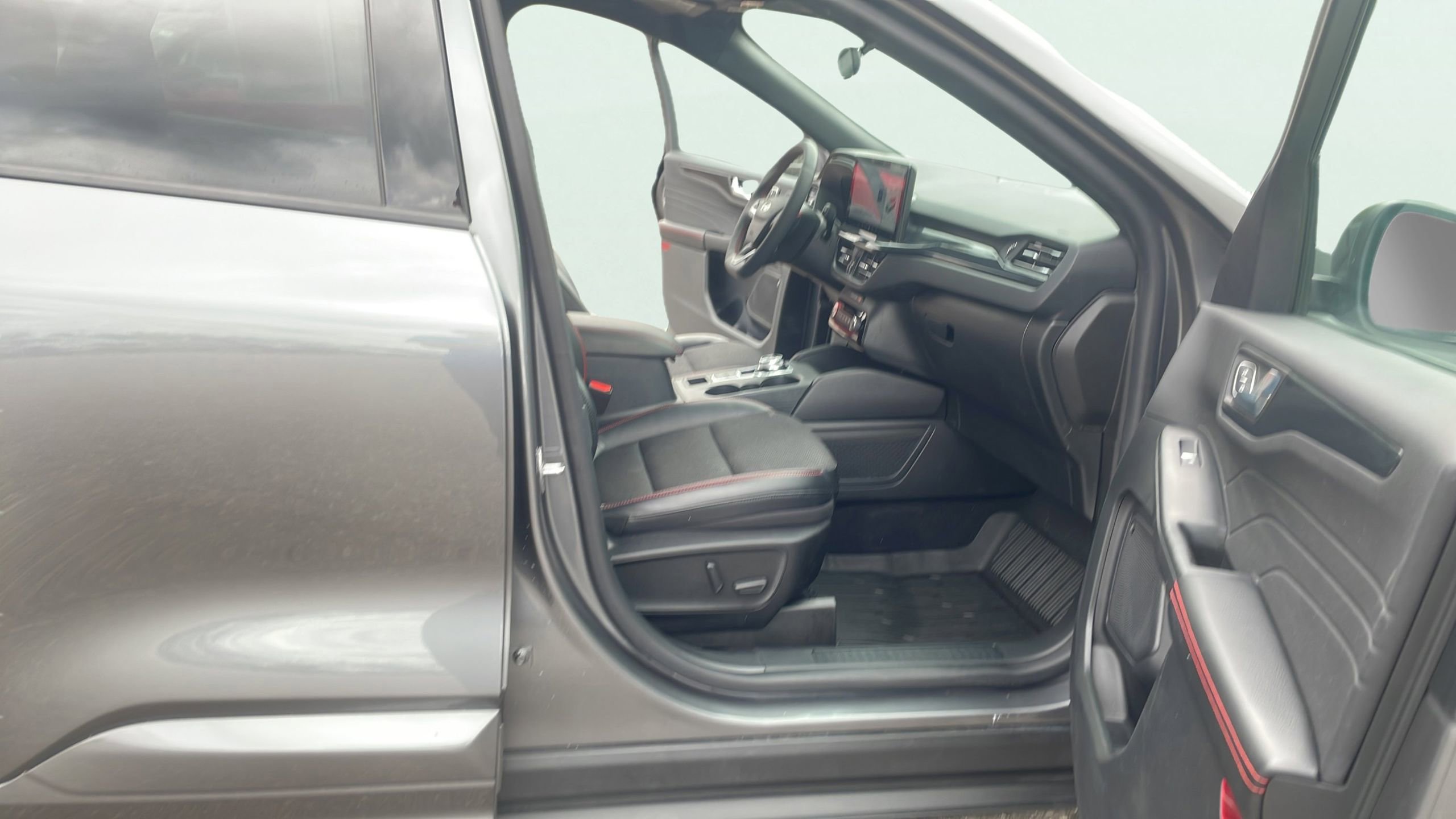 Used 2023 Ford Escape ST-Line Select w/ Tech Pack #2 AWD/4WD image 14
