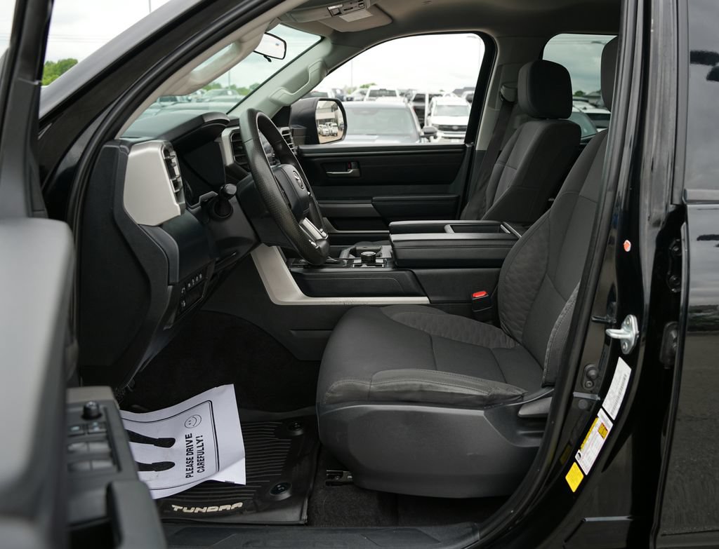 Used 2022 Toyota Tundra SR5 AWD/4WD image 18