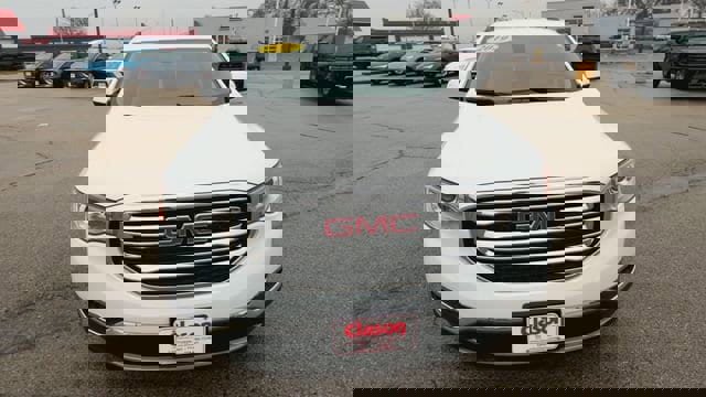 Used 2019 GMC Acadia SLT image 3