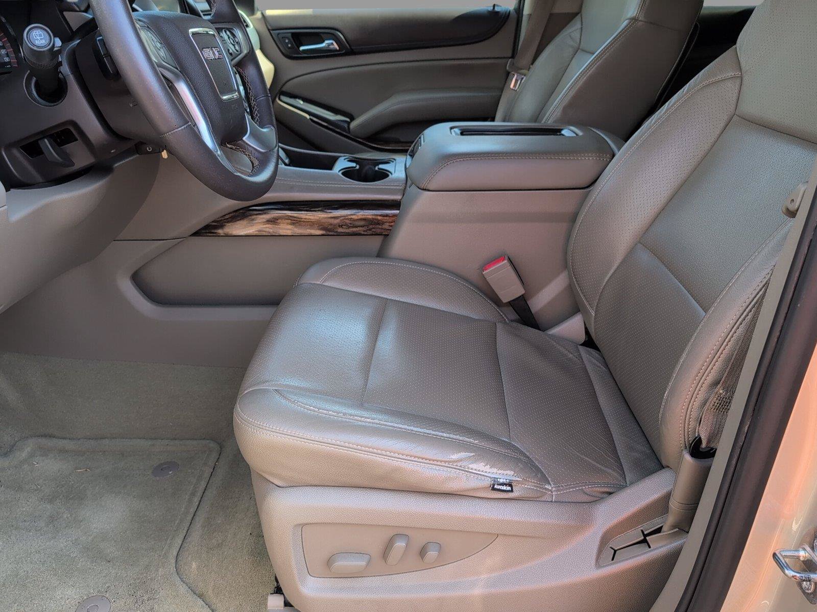 Used 2015 GMC Yukon SLE RWD image 3