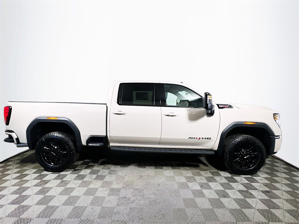 New 2026 GMC Sierra 3500 AT4 w/ AT4 Premium Plus Package image 9