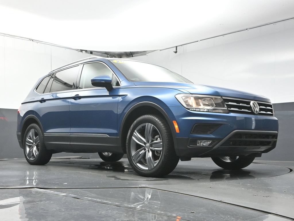 Used 2020 Volkswagen Tiguan SEL FWD image 35