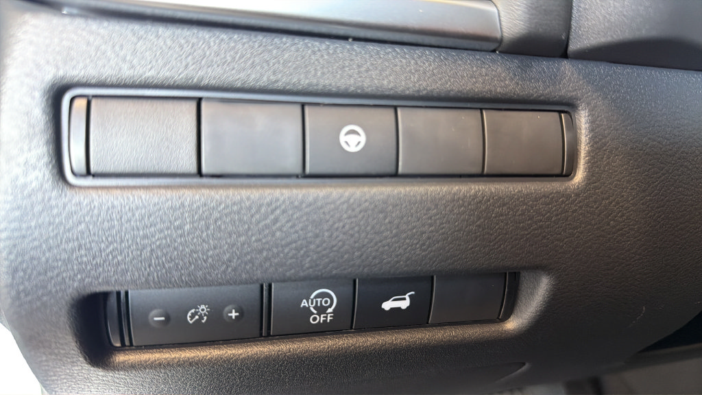 New 2026 Nissan Rogue SV AWD/4WD image 25