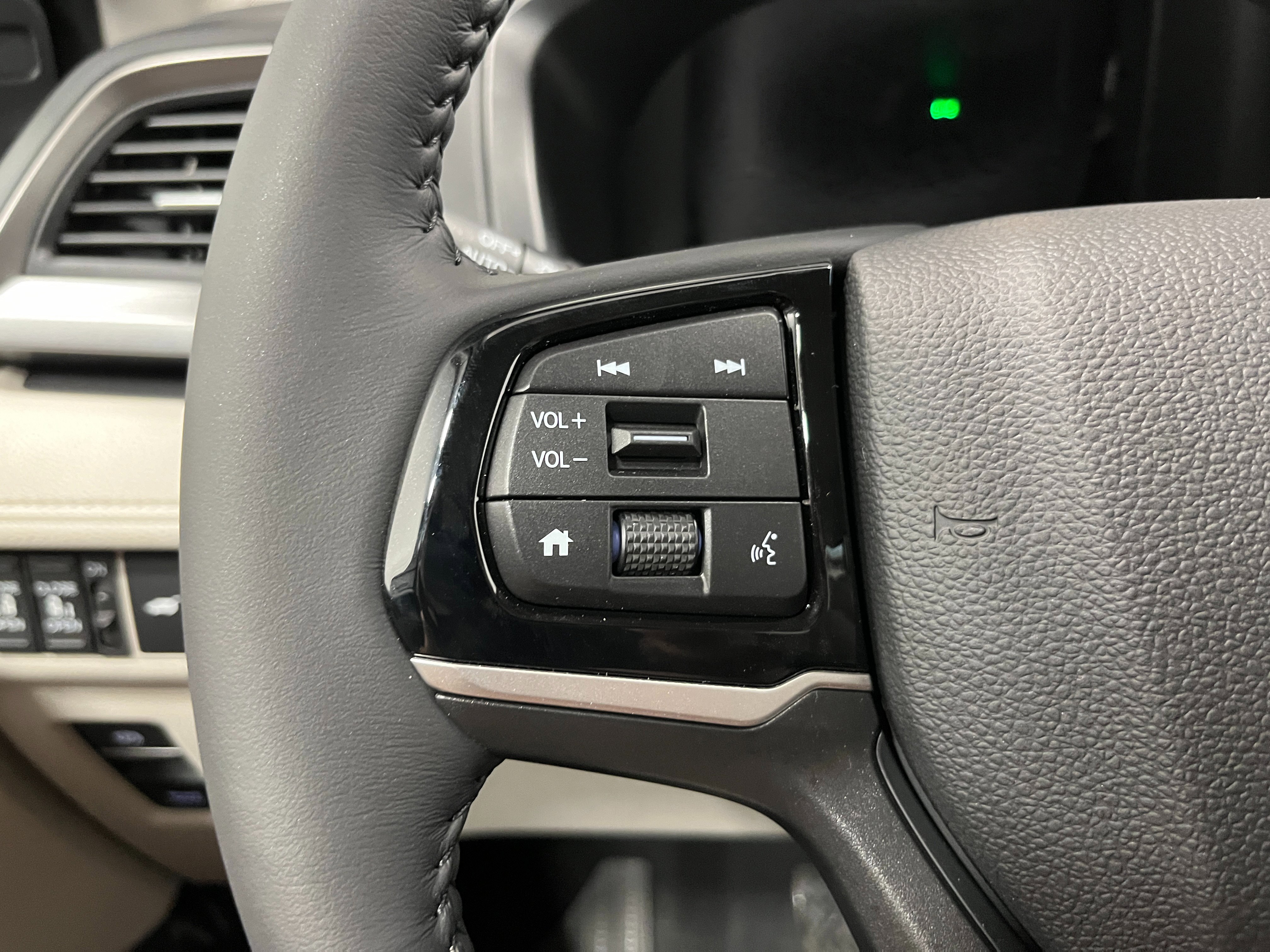 New 2026 Honda Odyssey EX-L image 10