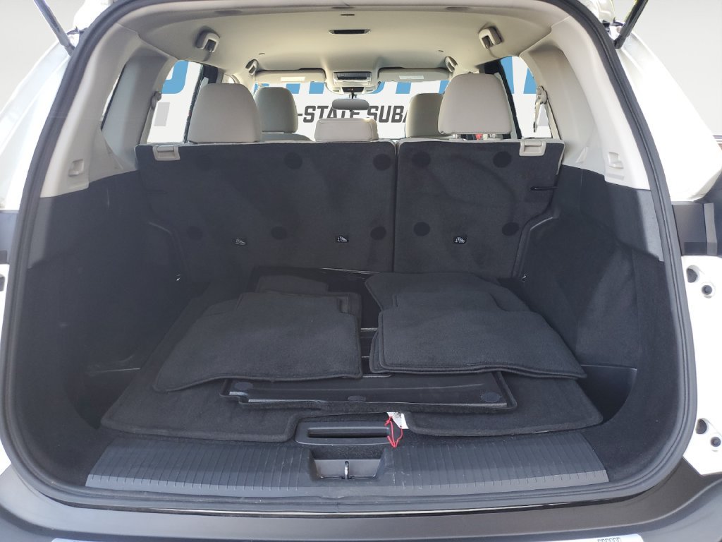 Used 2023 Nissan Rogue SV AWD/4WD image 16