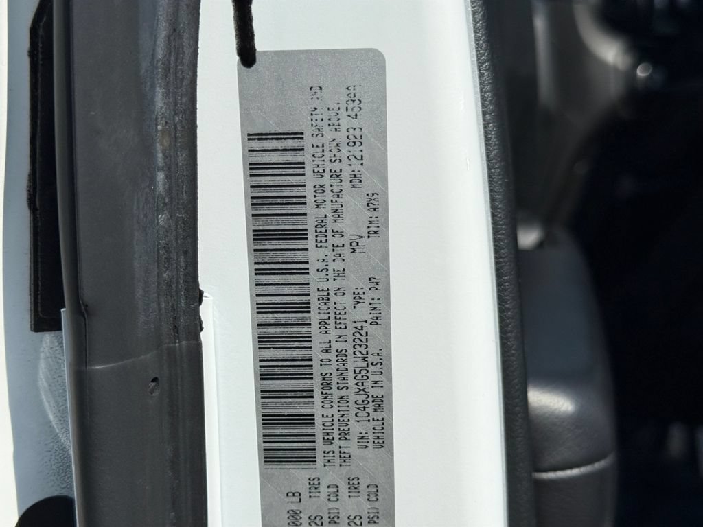 Used 2020 Jeep Wrangler Sport AWD/4WD image 25