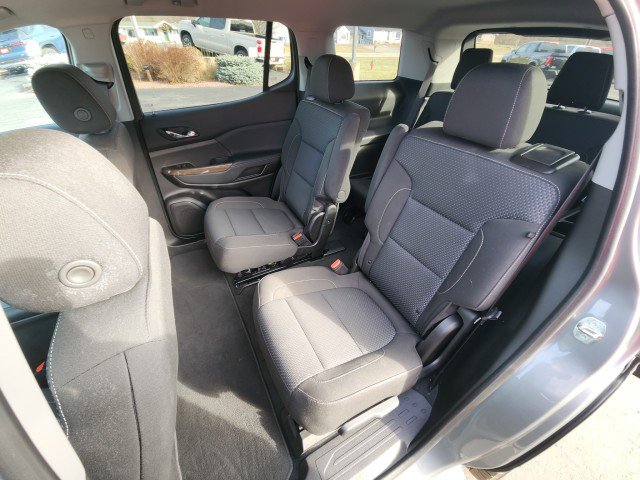 Used 2023 GMC Acadia SLE w/ Driver Convenience Package image 25