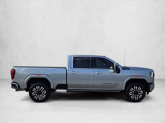 Used 2026 GMC Sierra 2500 Denali Ultimate w/ LPO, Black Badging Package AWD/4WD video 4