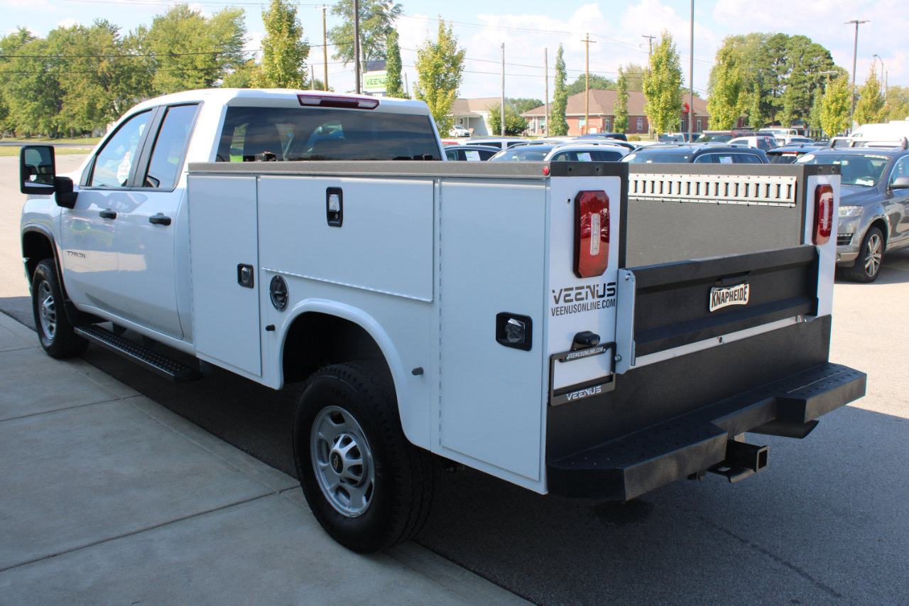 Used 2024 Chevrolet Silverado 2500 W/T w/ WT Convenience Package image 4