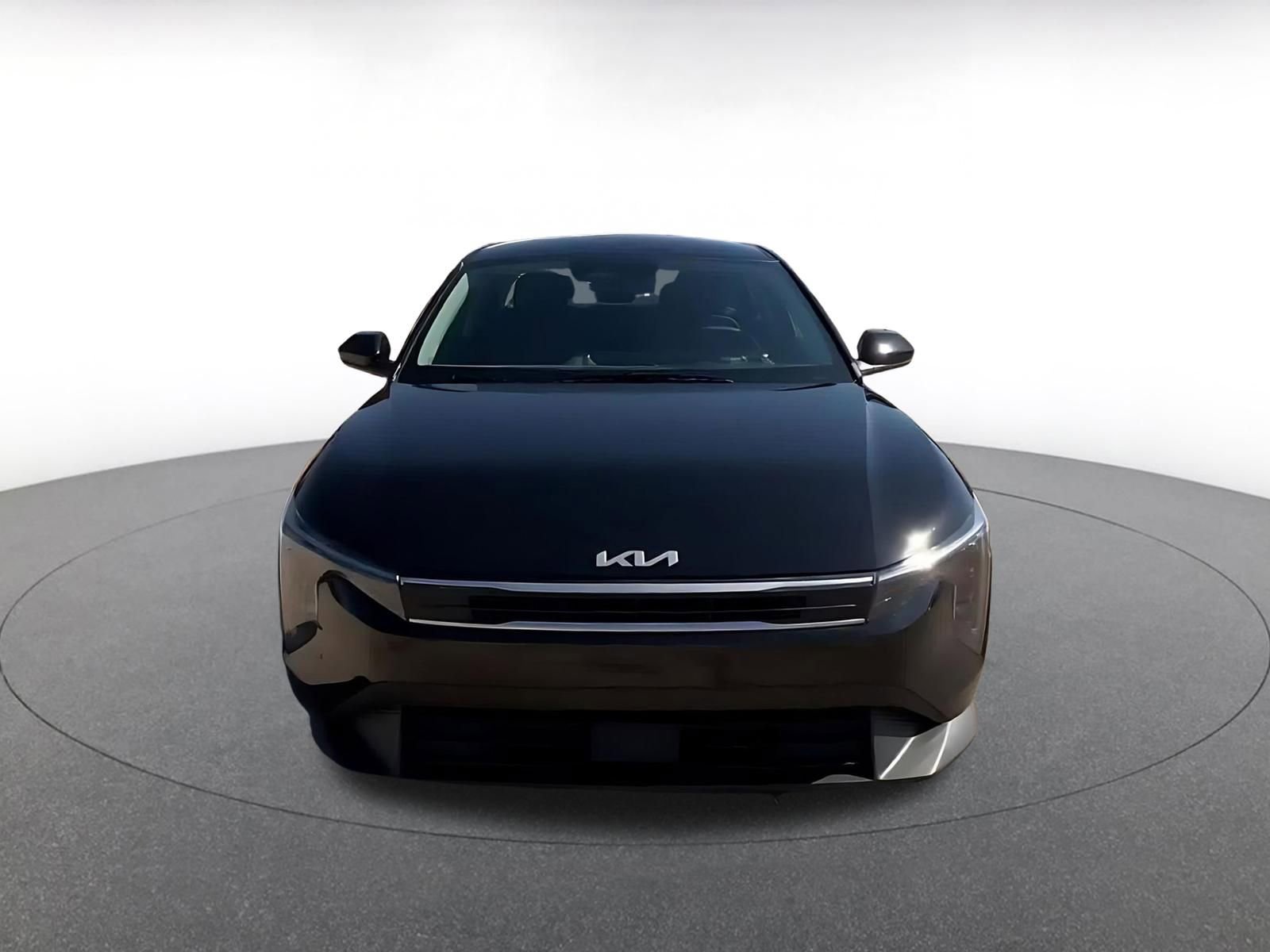 Used 2025 Kia K4 FWD image 4
