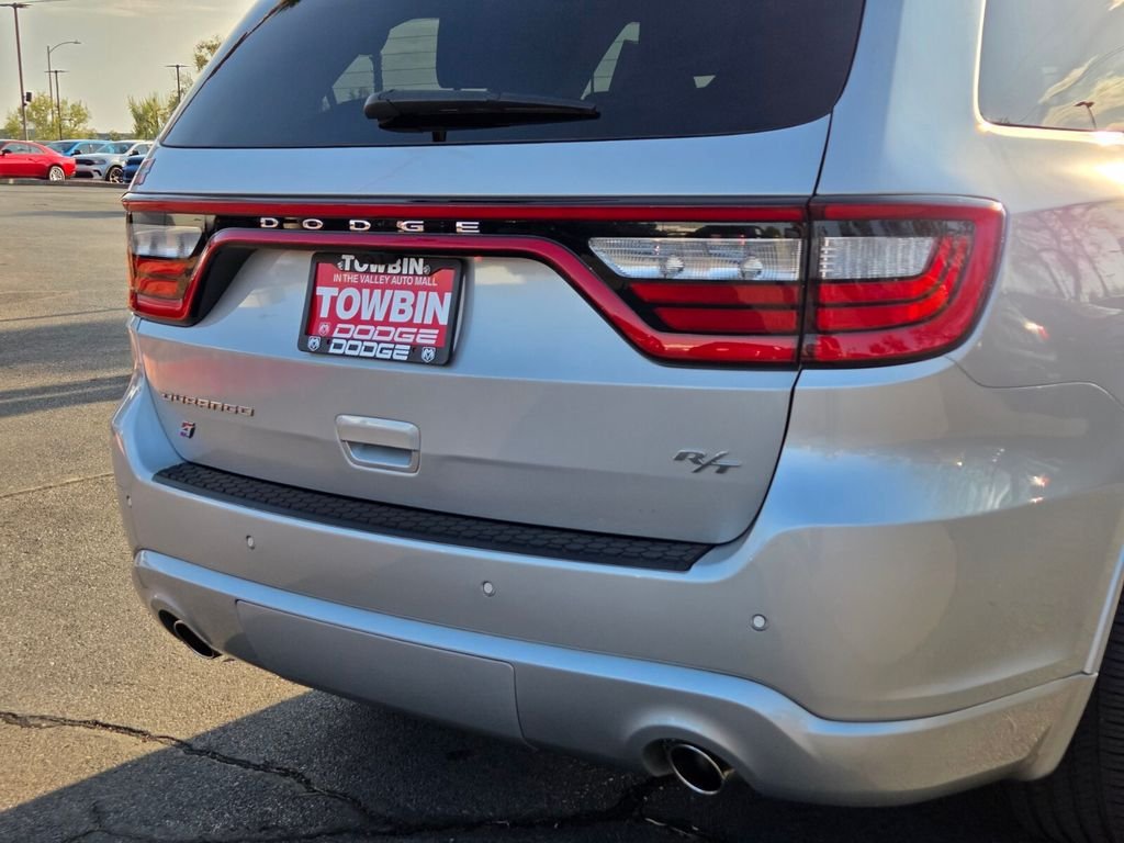 Used 2025 Dodge Durango R/T AWD/4WD image 5
