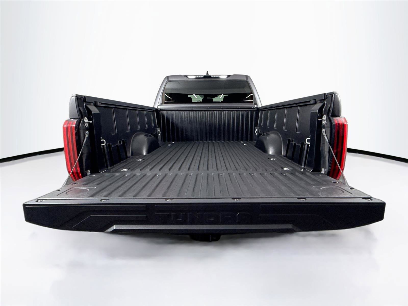 Used 2022 Toyota Tundra SR5 image 34