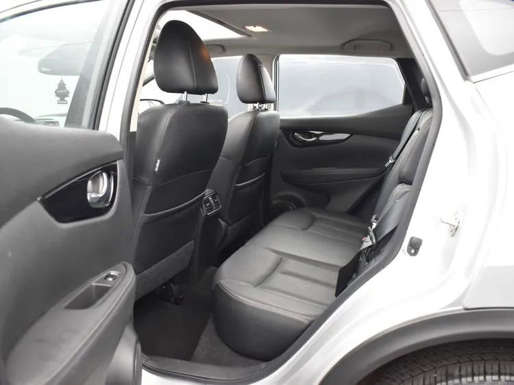 Used 2022 Nissan Rogue Sport SL w/ Premium Package AWD/4WD image 15