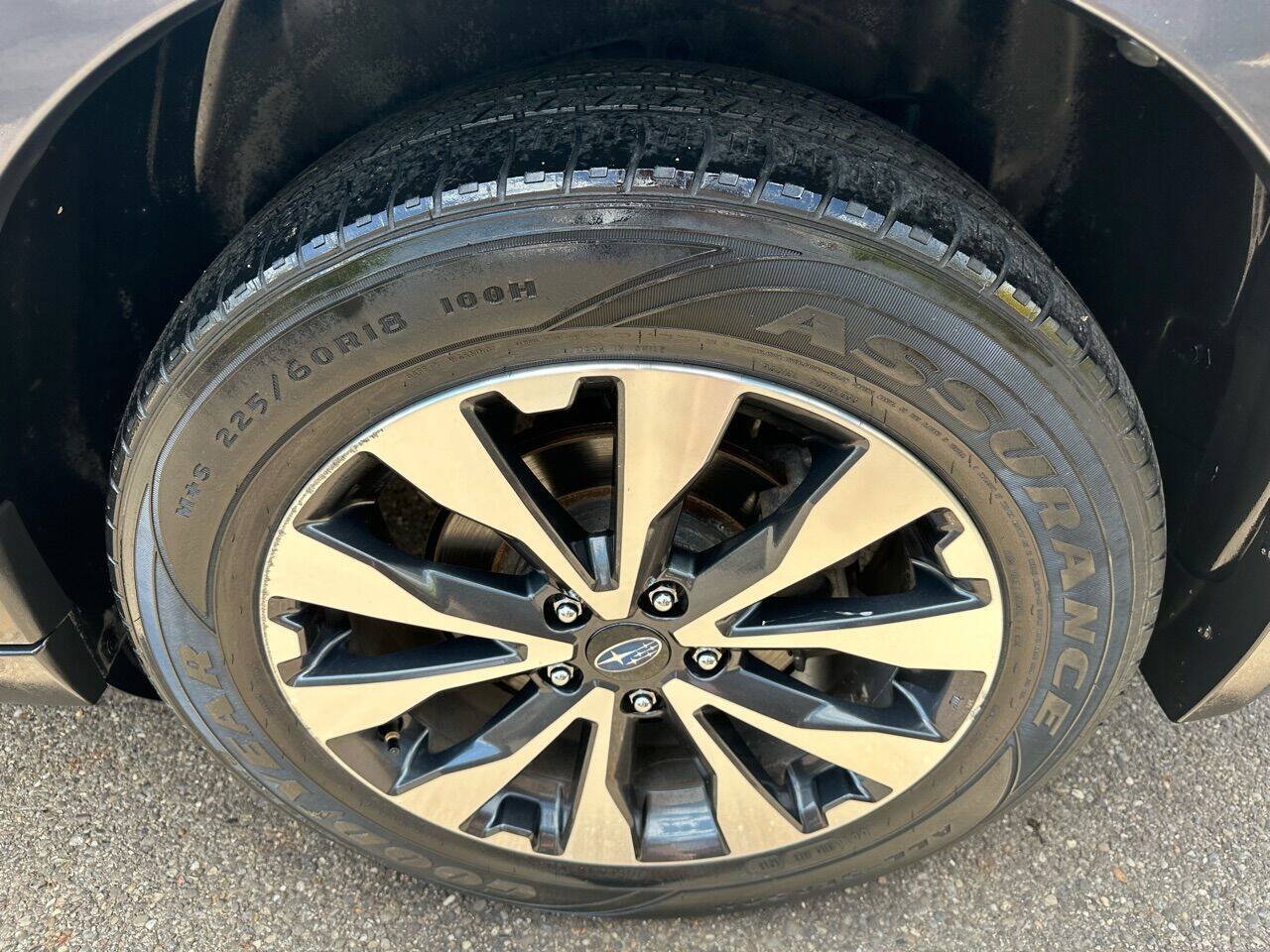 Used 2015 Subaru Outback 2.5i Limited AWD/4WD image 31