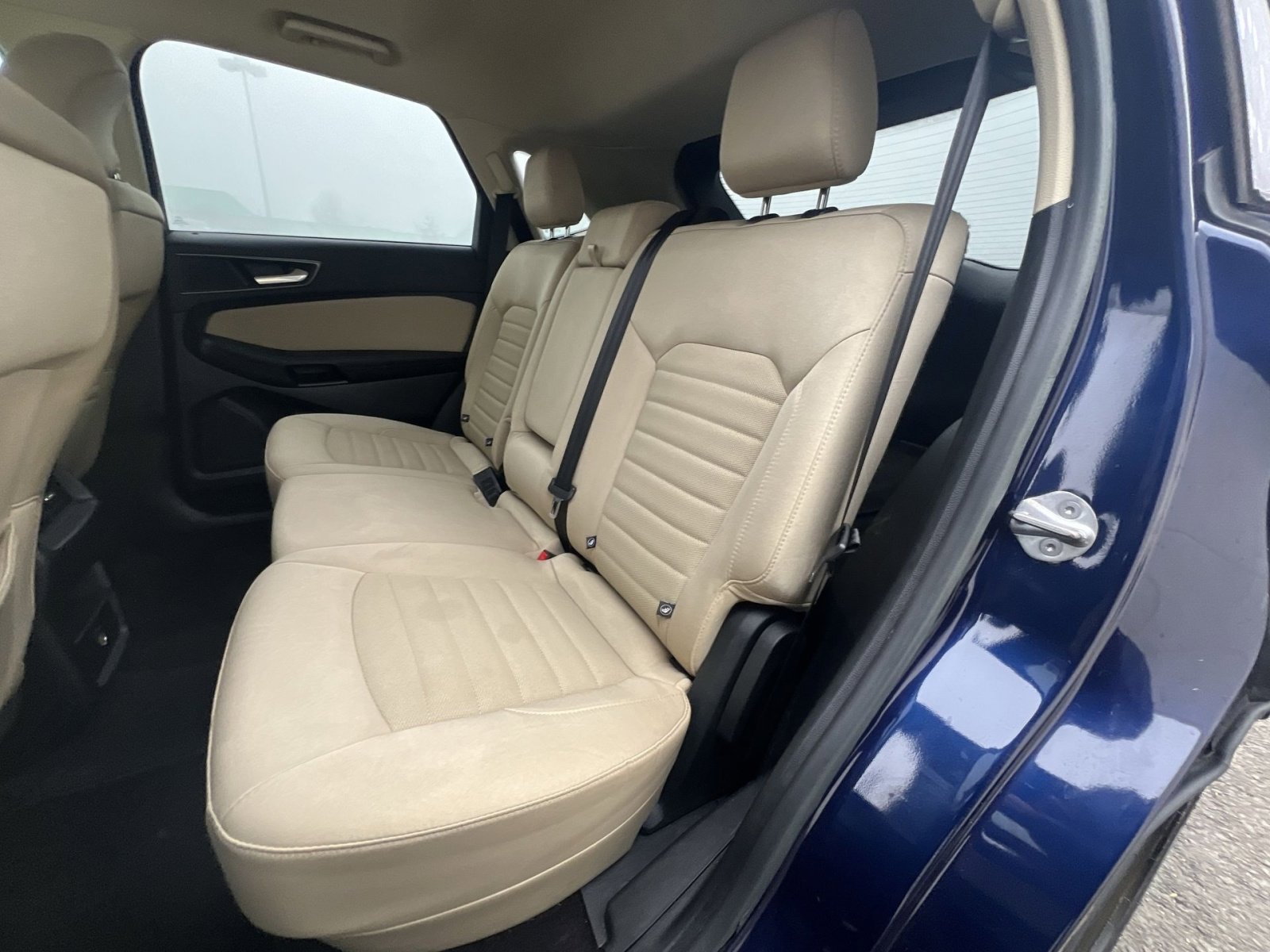 Used 2016 Ford Edge SE image 23