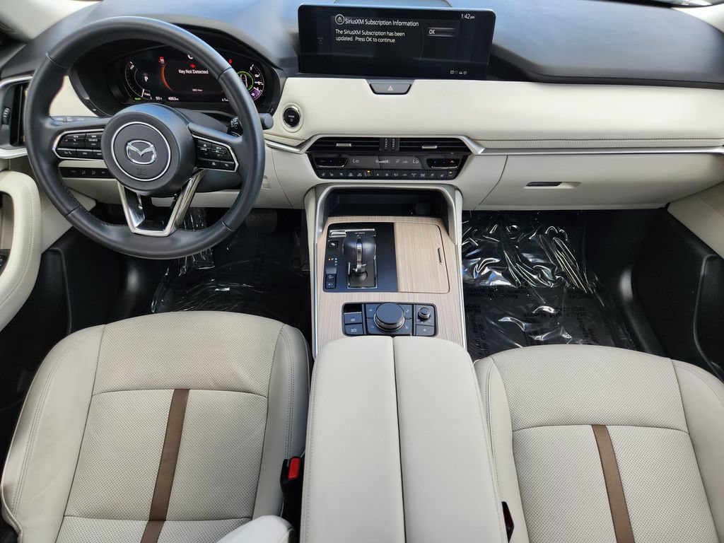 Used 2025 MAZDA CX-90 Plug-In Hybrid w/ Premium Plus AWD/4WD image 15