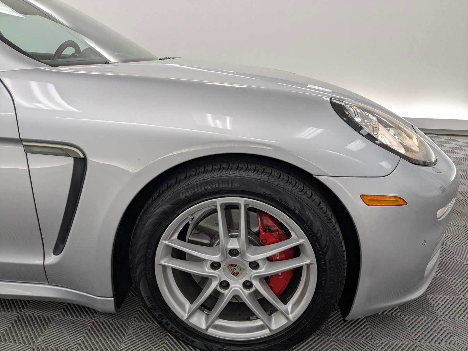 Used 2015 Porsche Panamera 4 image 13