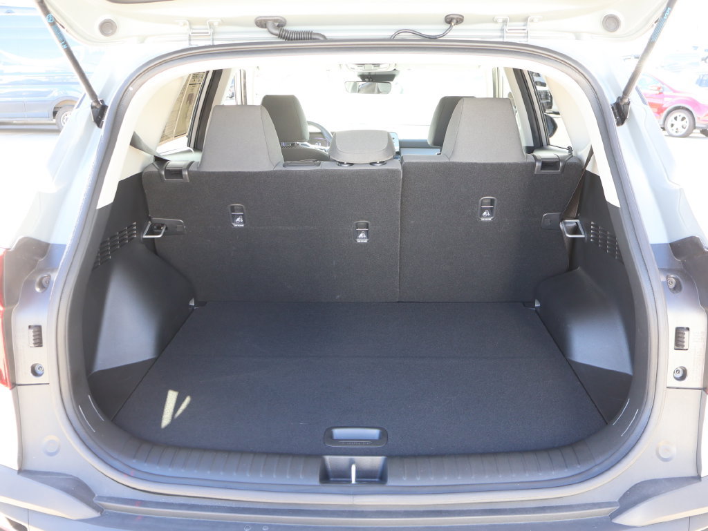 Used 2026 Kia Seltos LX FWD image 13