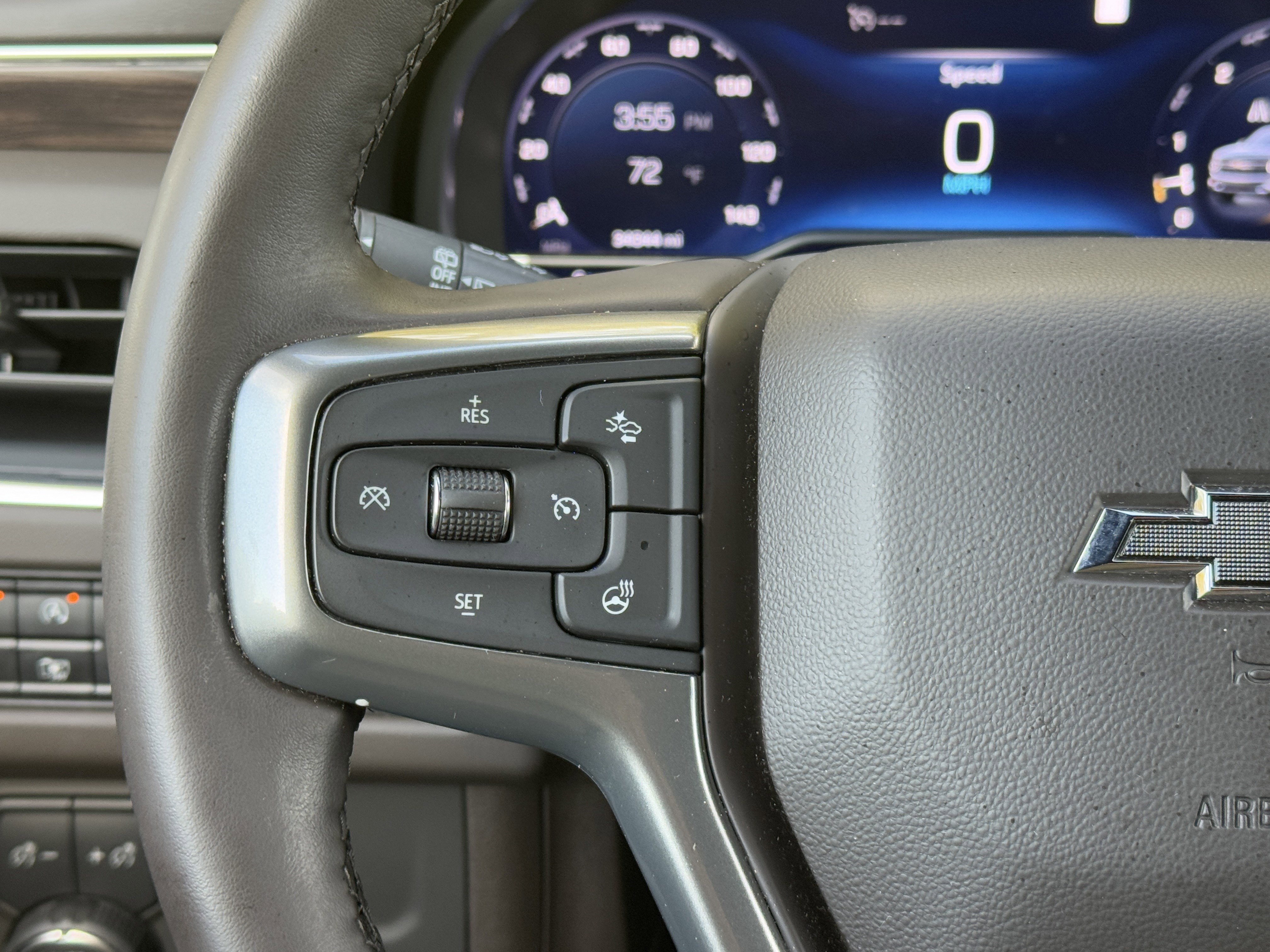 Used 2023 Chevrolet Tahoe Z71 w/ Luxury Package image 40