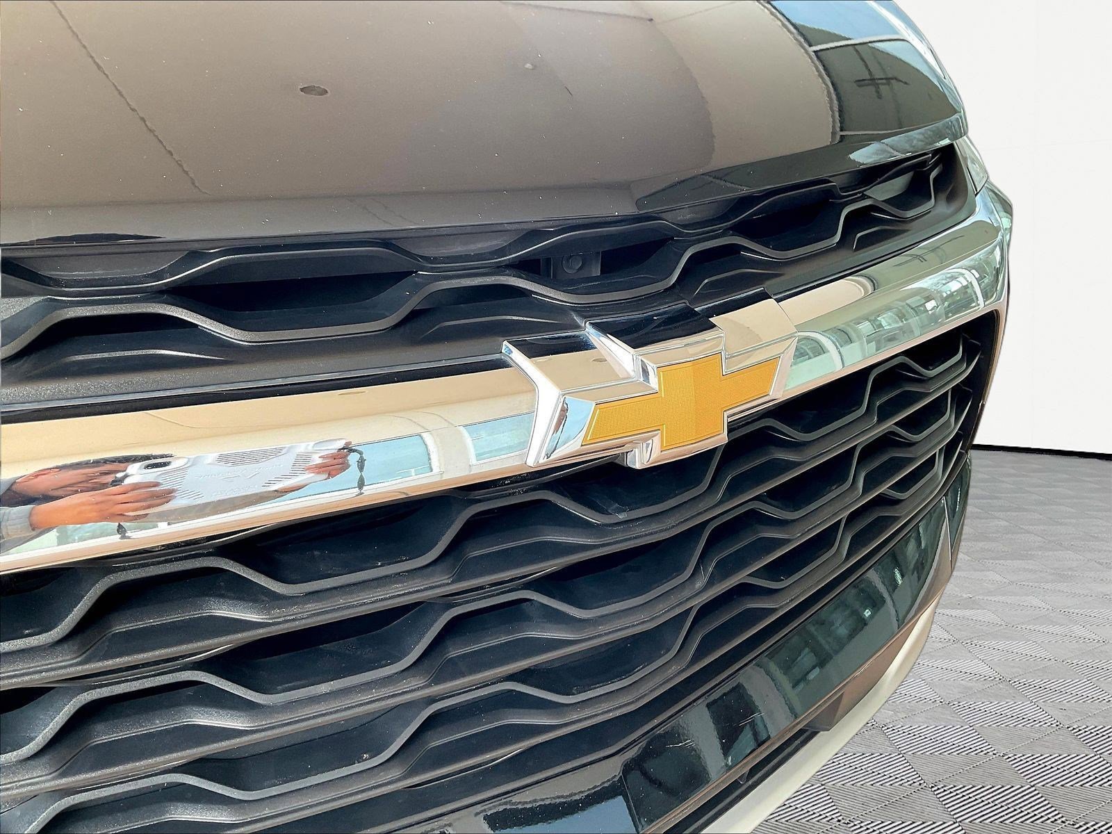 Used 2024 Chevrolet Blazer LT w/ Driver Confidence Package FWD image 31