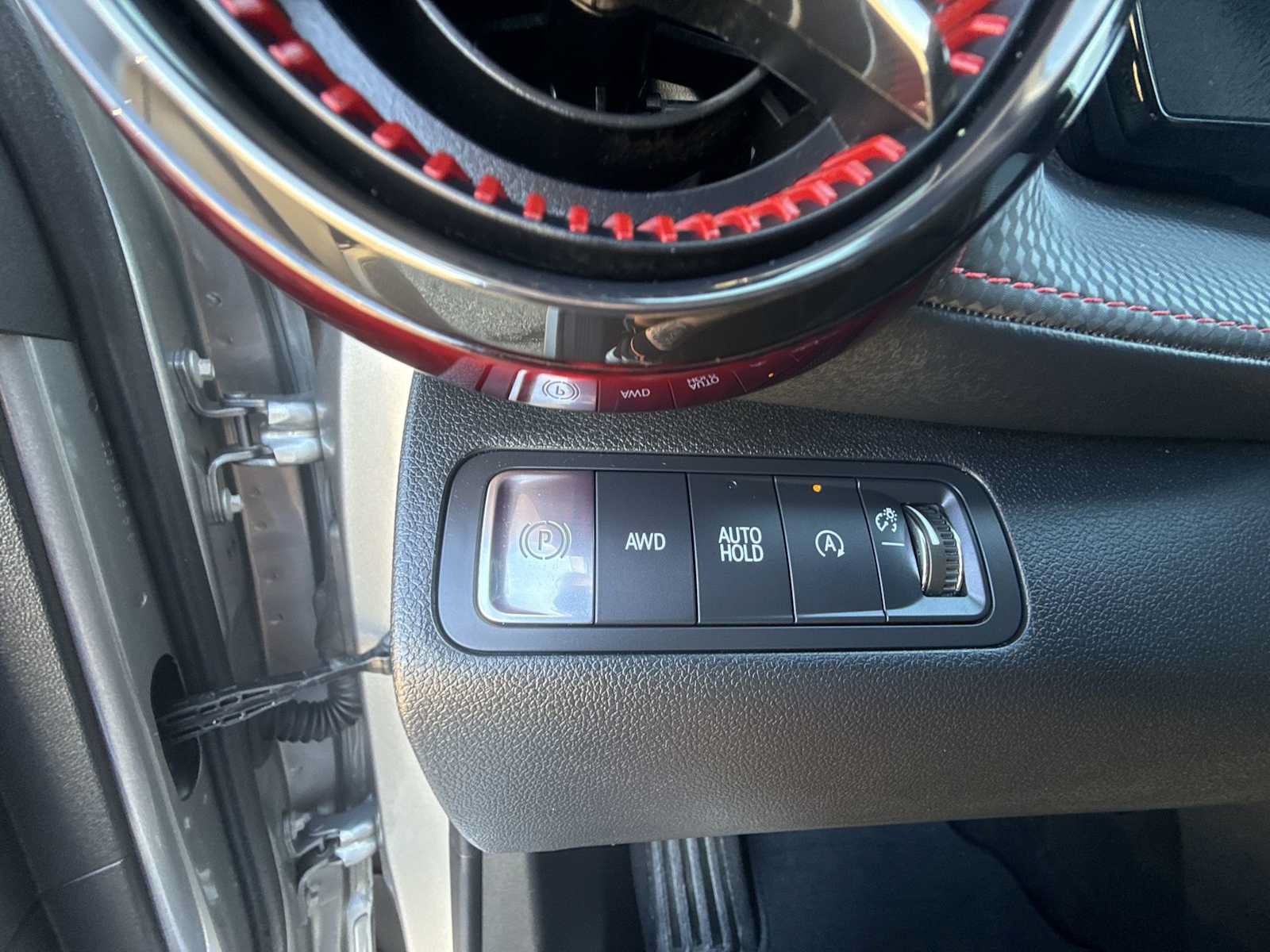 Certified 2025 Chevrolet Equinox RS AWD/4WD image 17
