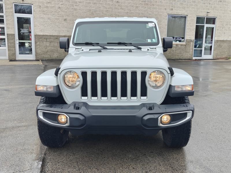 Used 2019 Jeep Wrangler Unlimited Sahara AWD/4WD image 2
