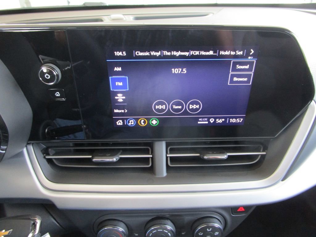 New 2026 Chevrolet Trax LS w/ LS Convenience Package FWD image 28