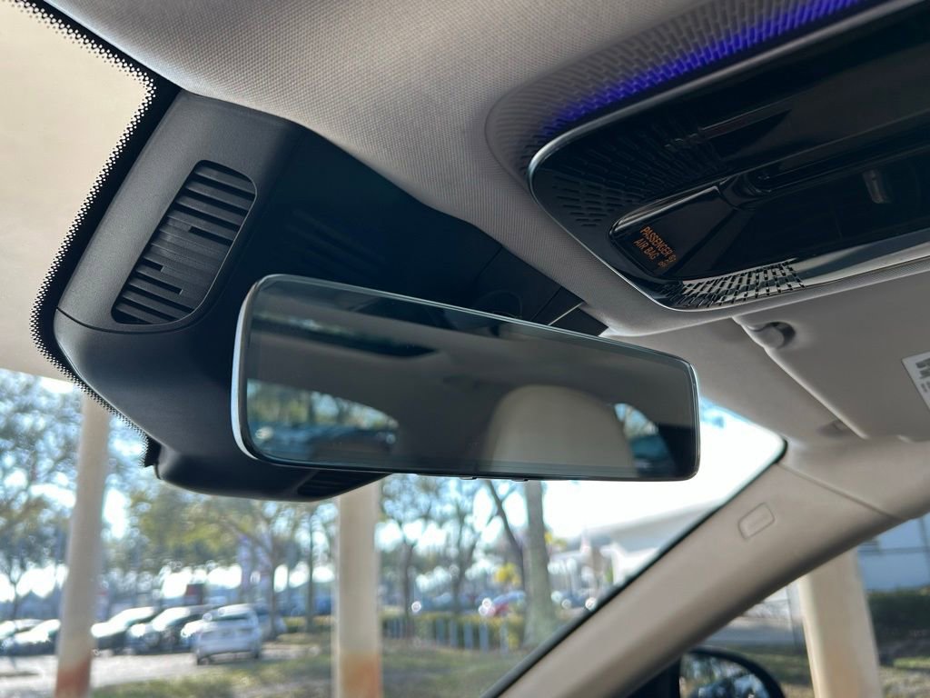 Used 2025 Mercedes-Benz E 350 4MATIC Sedan image 46