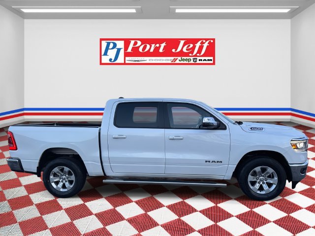Used 2023 RAM 1500 Laramie AWD/4WD image 3