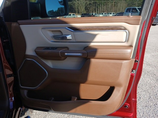 Used 2020 RAM 1500 Laramie image 32